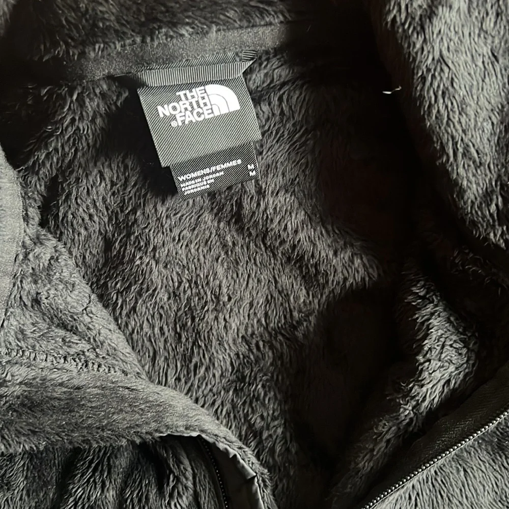 NorthFace half-zip pullover - Picture 2 of 4